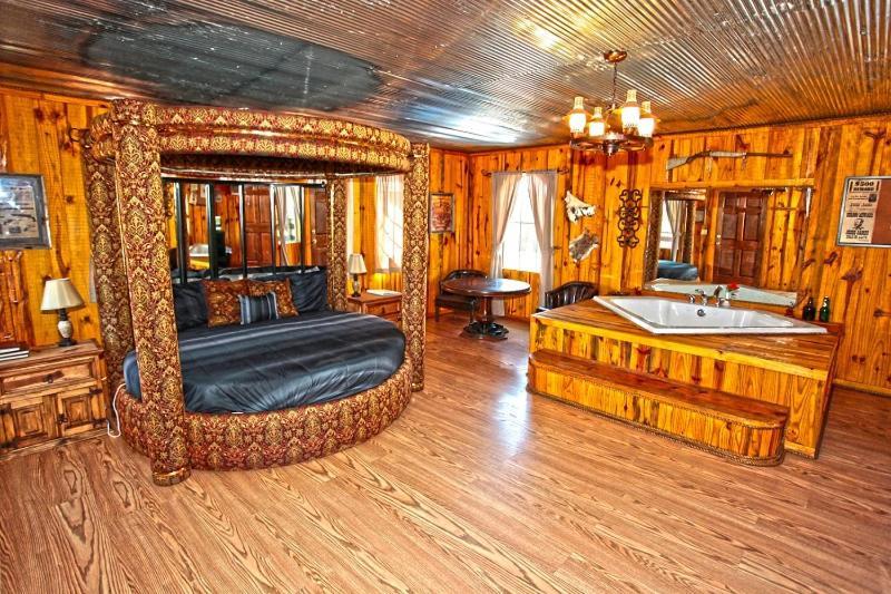 Diamonds Old West Hotel Murfreesboro Buitenkant foto